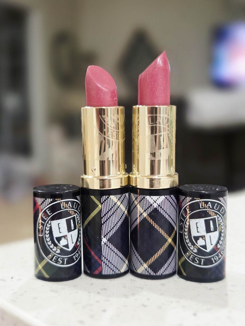 Estee Lauder Duo Pink Lipsticks in Warm Rose Shades INDEPENDENT 571